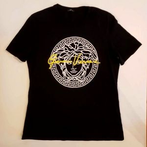 Gianni Versace Signature Medusa T-Shirt in Black